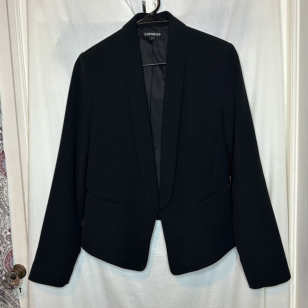 Express Deep Lapel Open Front Black Blazer | Size 8 - Picture 2 of 15